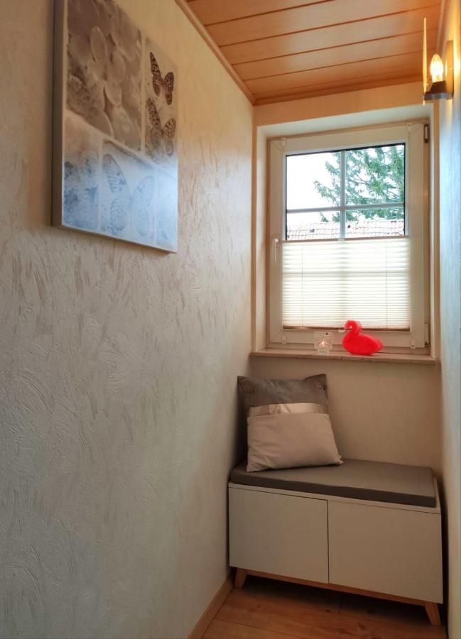 Ferienhaus Blaue Blume Mit 11 Kw Ladestation, Kamin, Terrasse, Eingezaeuntem Garten, Sauna, Wlan, Netflix, 2 Hunde Willkommen! 군터스베르게 외부 사진