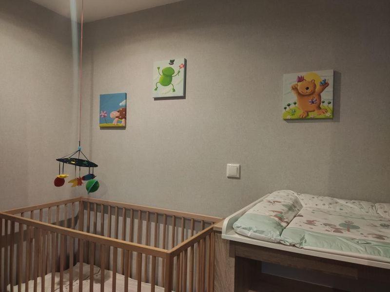 Ferienhaus Blaue Blume Mit 11 Kw Ladestation, Kamin, Terrasse, Eingezaeuntem Garten, Sauna, Wlan, Netflix, 2 Hunde Willkommen! 군터스베르게 외부 사진